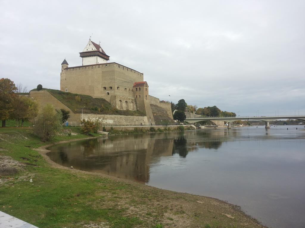 Castle View Apartment Narva Zimmer foto